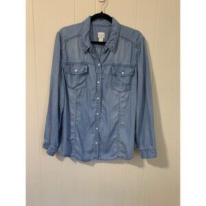 Chicos Size 3 Womens XL Top Blue Chambray Coastal Grandma Lightly Distressed